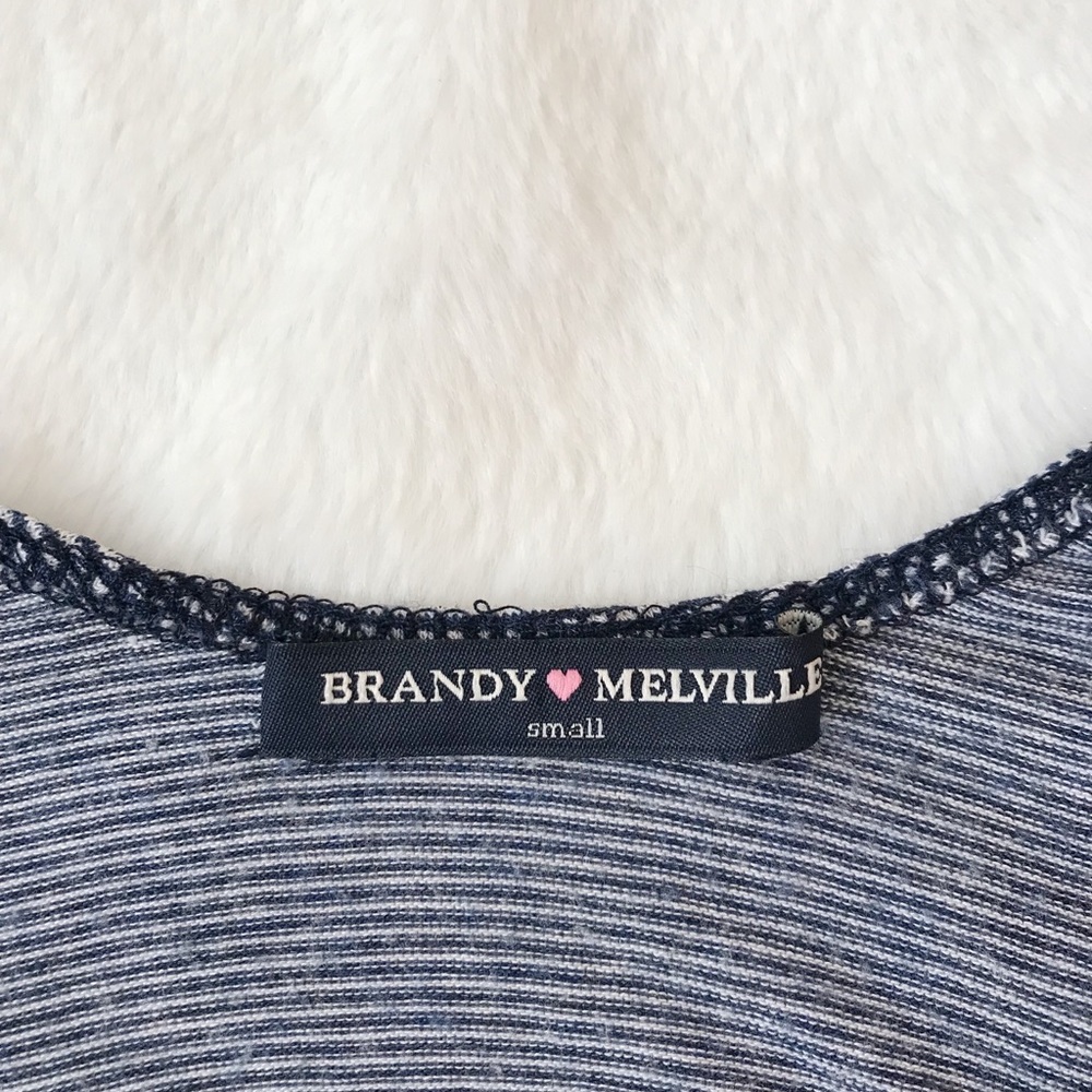 brandy melville cropped long sleeve striped shirt - Picture 4 of 4